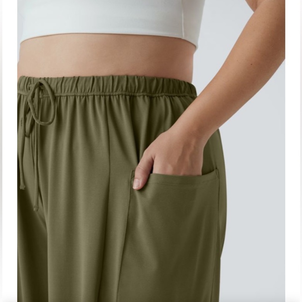 HALARA Olive mid-rise relaxed fit Wide-Leg pocket Pants - Picture 2 of 6